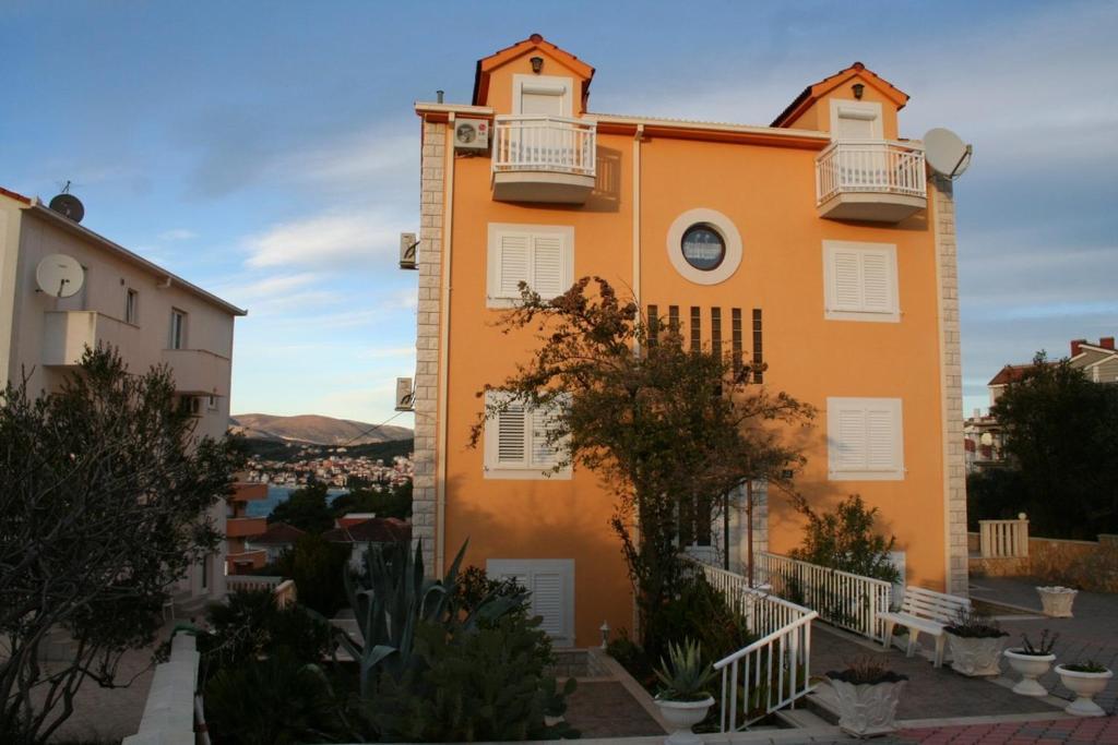 Villa Adriatic Trogir Exteriör bild